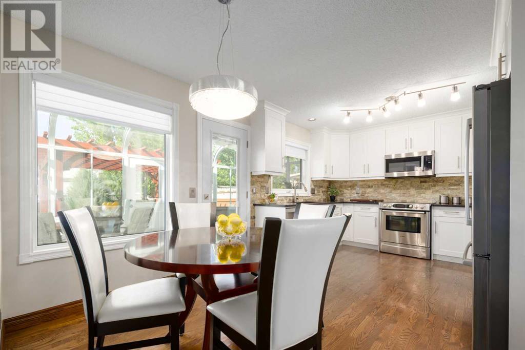 Single Family House for Sale in  Douglas Woods Hill SE Douglasdale/Glen Calgary 