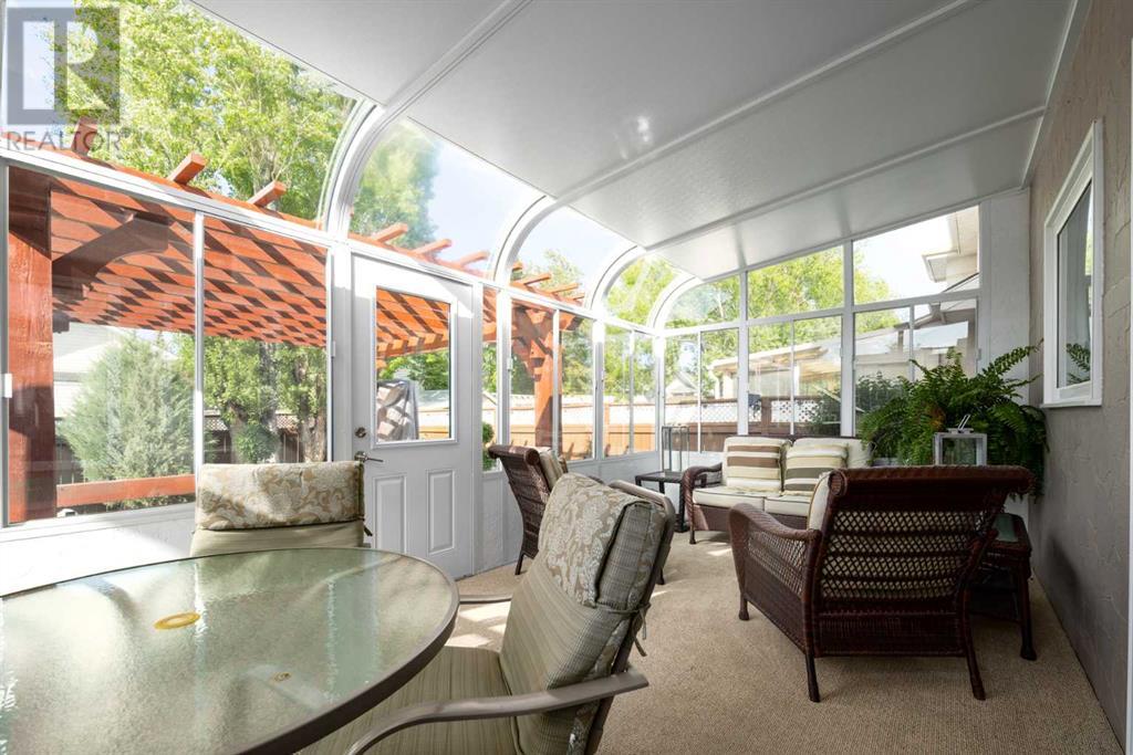 Single Family House for Sale in  Douglas Woods Hill SE Douglasdale/Glen Calgary 