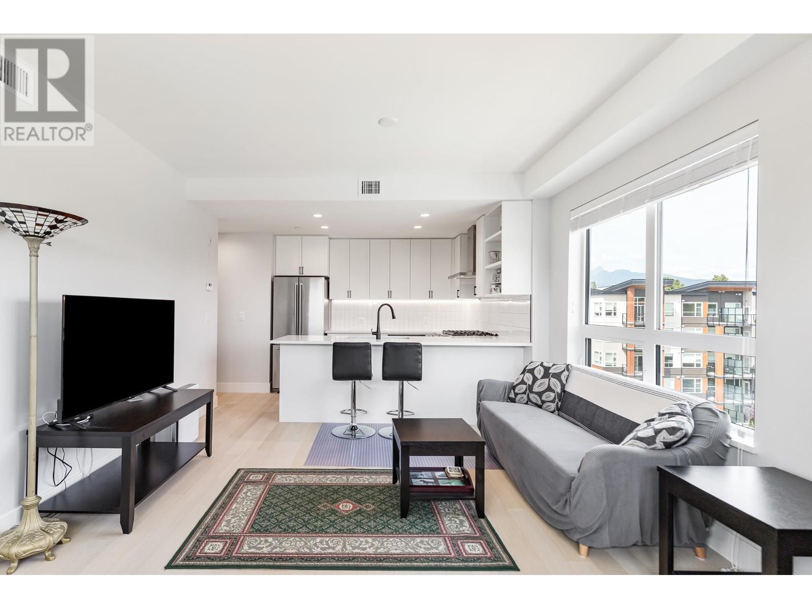 Photo 12 of 506 22226 Brown Avenue, Maple Ridge BC