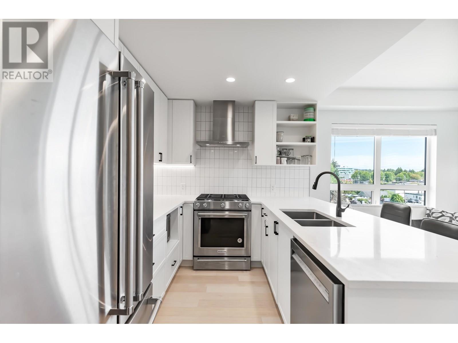 Photo 4 of 506 22226 Brown Avenue, Maple Ridge BC