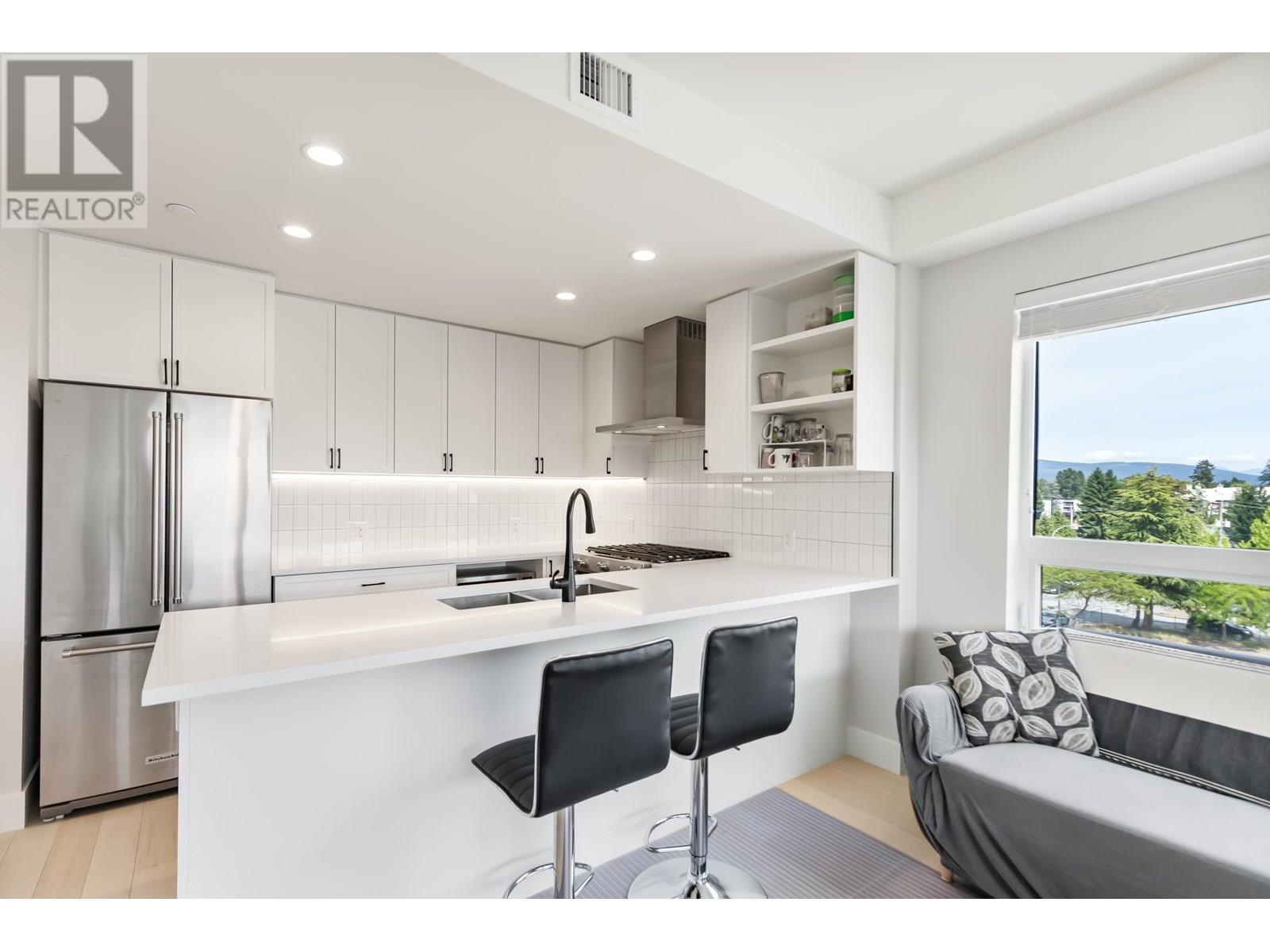 Photo 5 of 506 22226 Brown Avenue, Maple Ridge BC