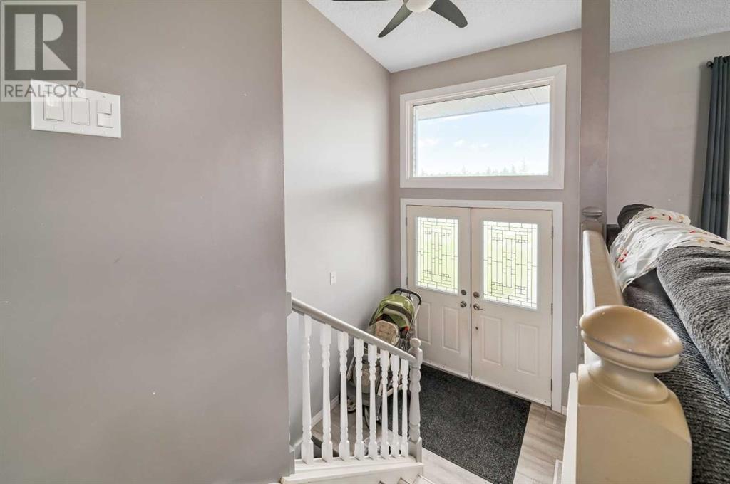 Single Family House Bi-level for Sale in  Temple Drive NE Temple Calgary 