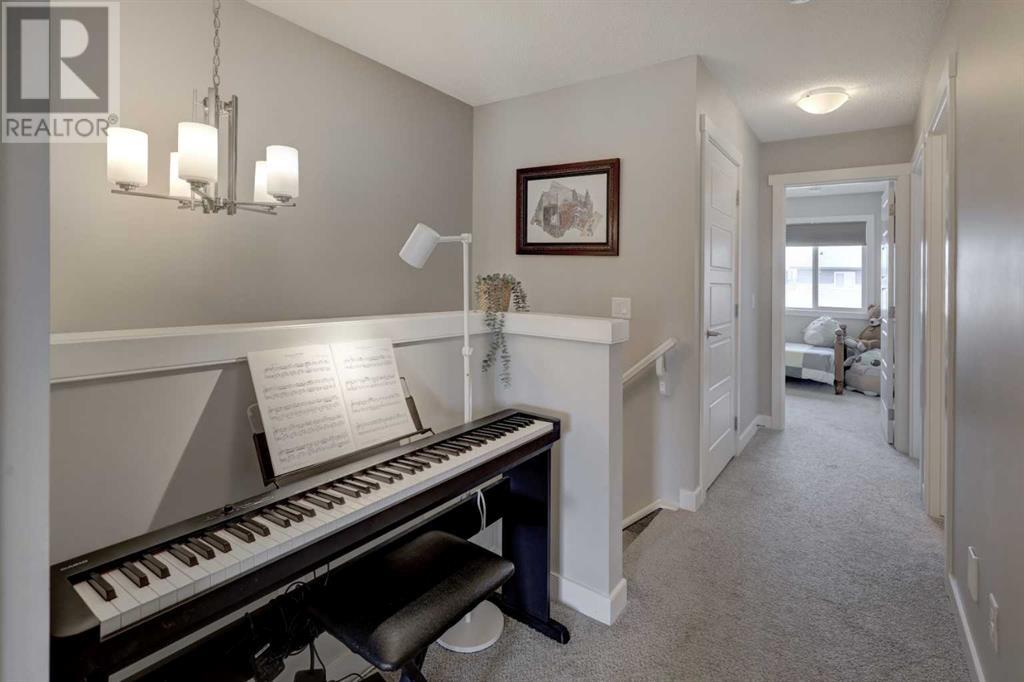 Single Family House for Sale in  Sage Bluff Gate NW Sage Hill Calgary 