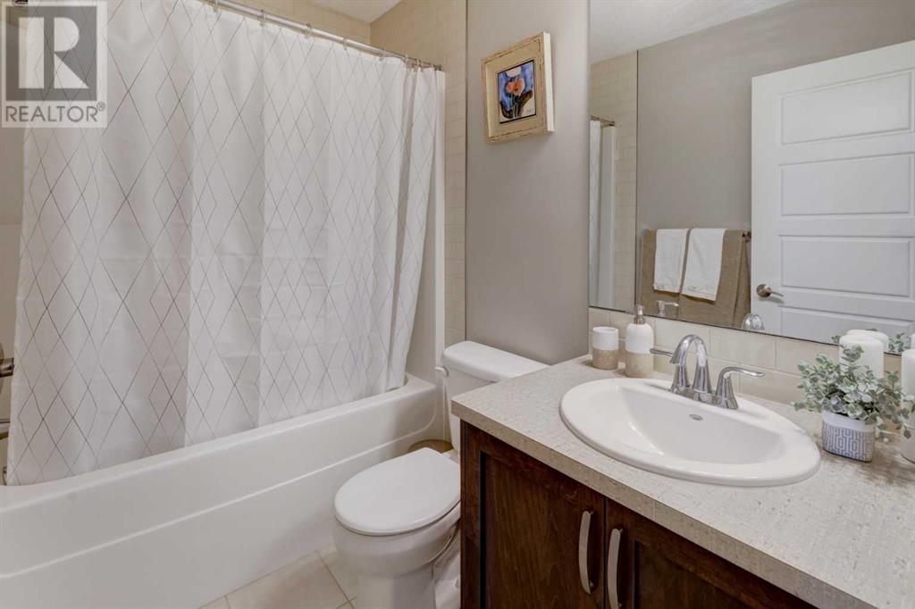 Single Family House for Sale in  Sage Bluff Gate NW Sage Hill Calgary 