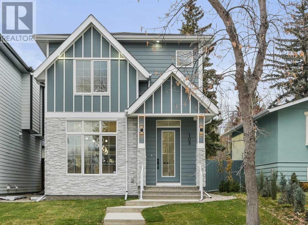 Single Family House for Sale in  Hartford Road NW Highwood Calgary 