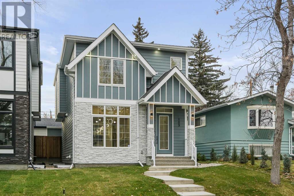 Single Family House for Sale in  Hartford Road NW Highwood Calgary 
