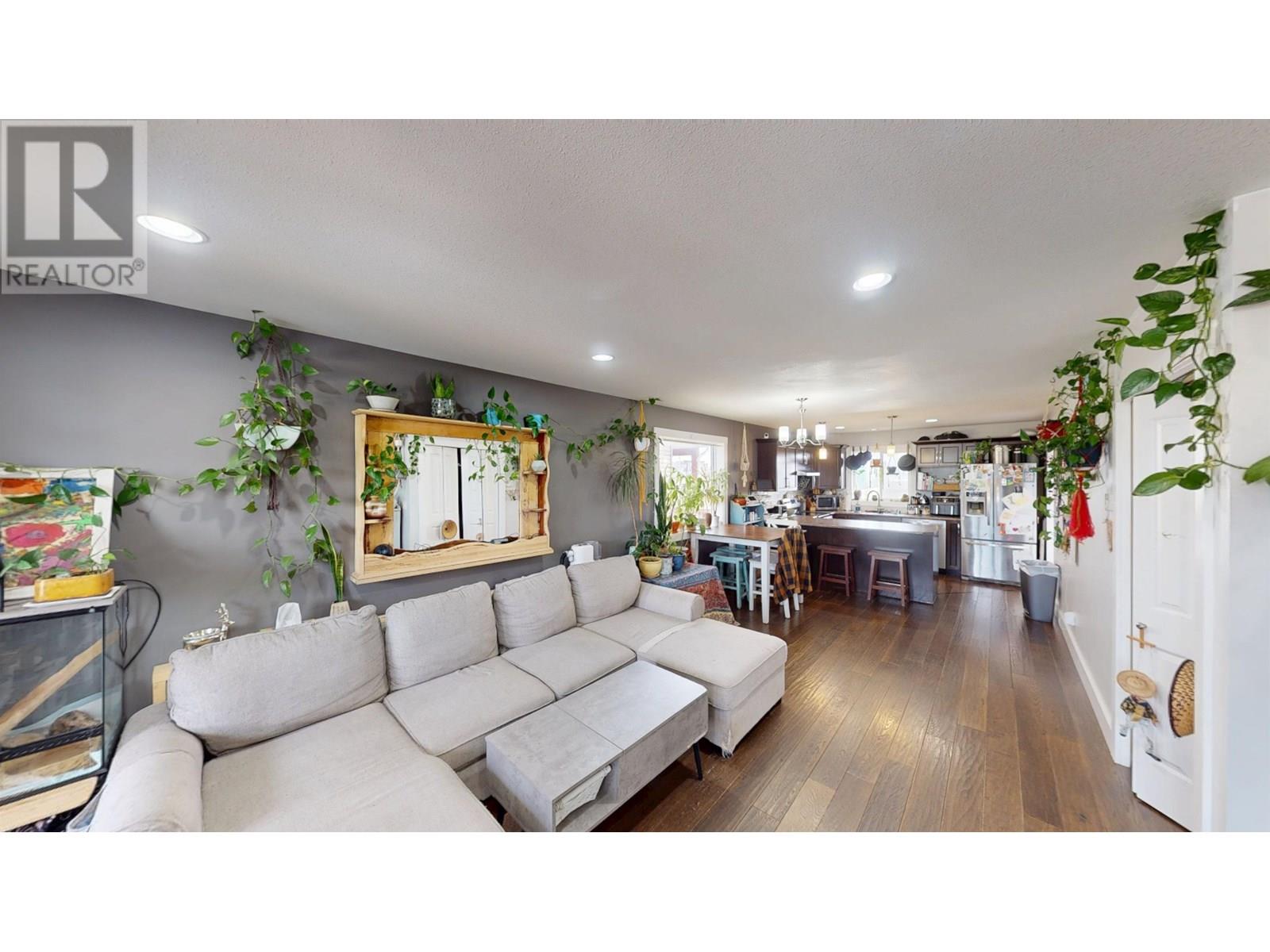 9219 102 AVENUE, Fort St. John
