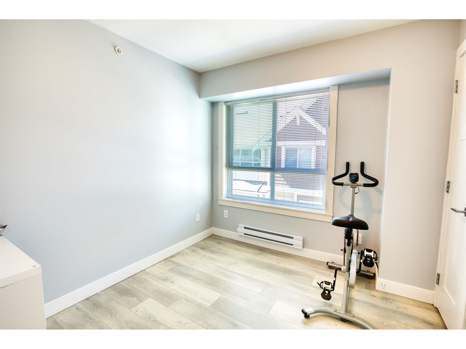 Photo 15 of 21 7298 199 A Street, Langley BC