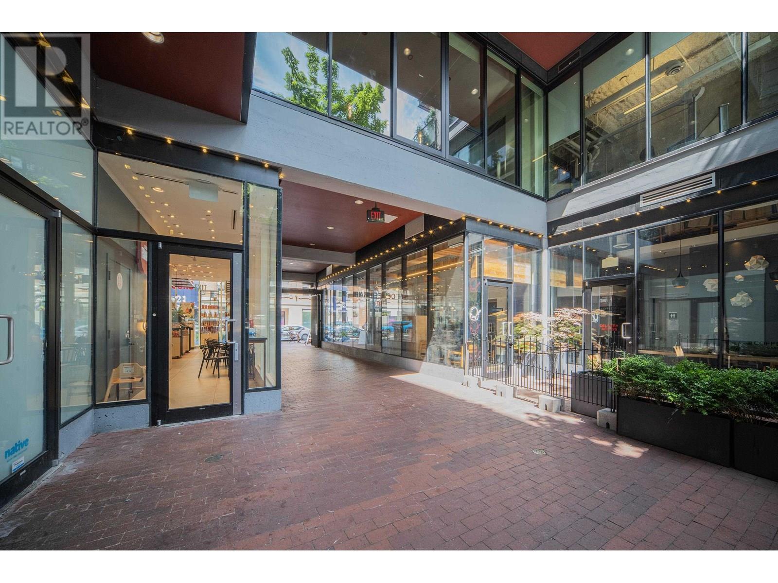 Photo 11 of 304 12 Water Street, Vancouver BC