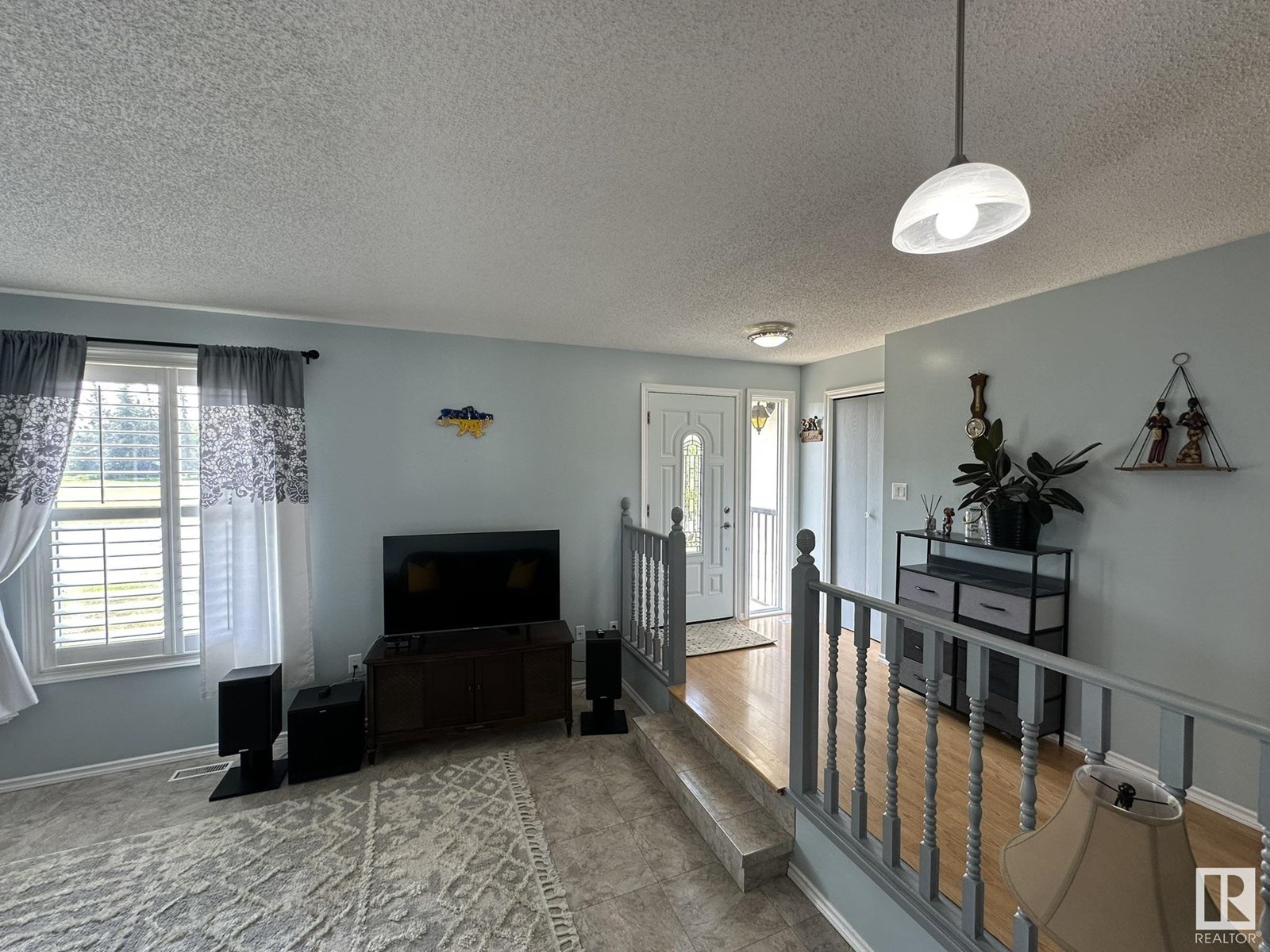 Photo 71 of 5210 54 Av, Andrew AB