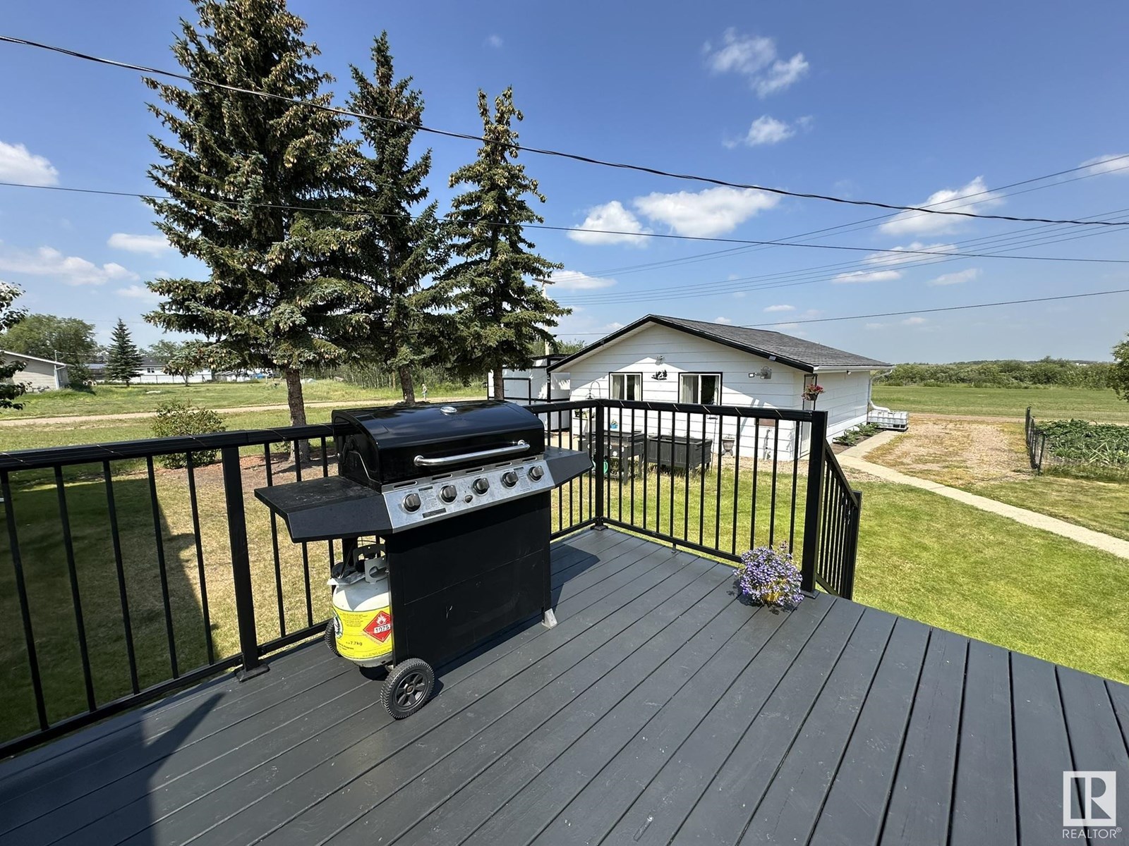 Photo 34 of 5210 54 Av, Andrew AB