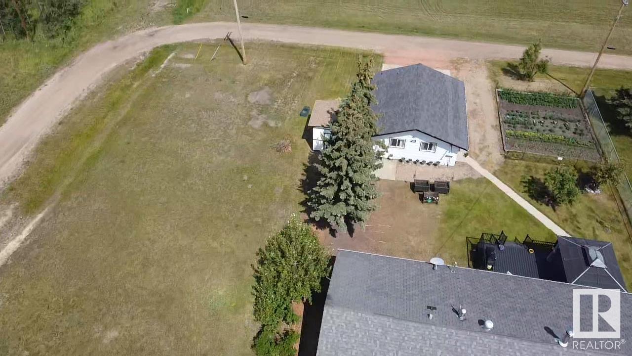 Photo 73 of 5210 54 Av, Andrew AB