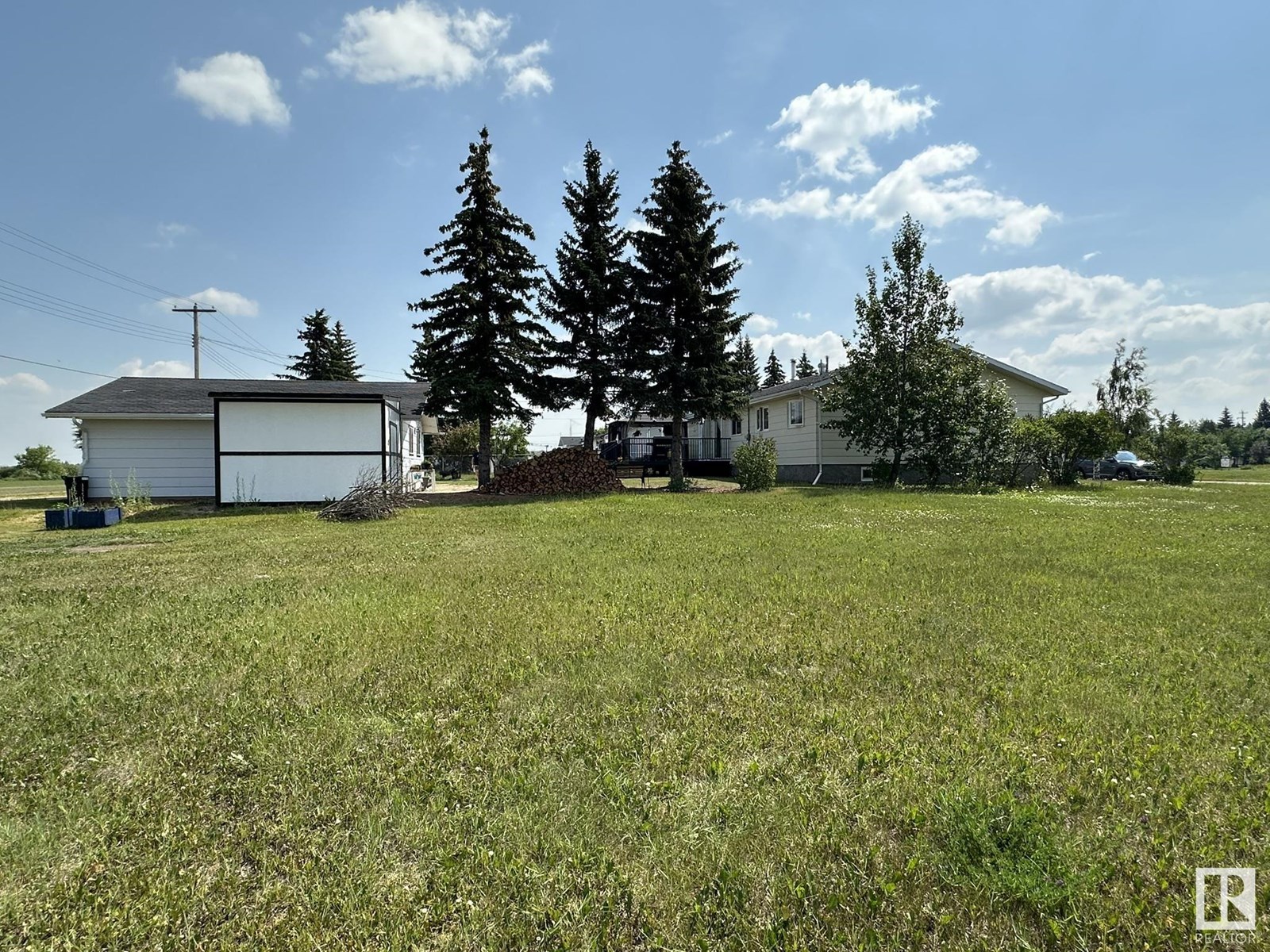 Photo 55 of 5210 54 Av, Andrew AB