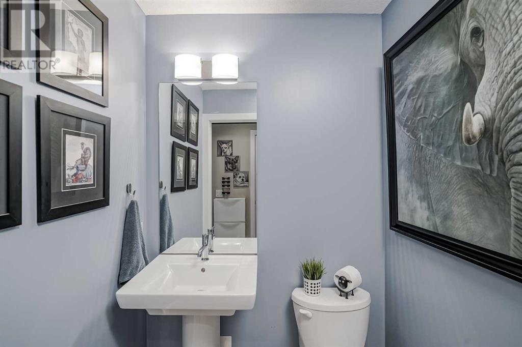 Single Family House for Sale in    Avenue NW Mount Pleasant Calgary 