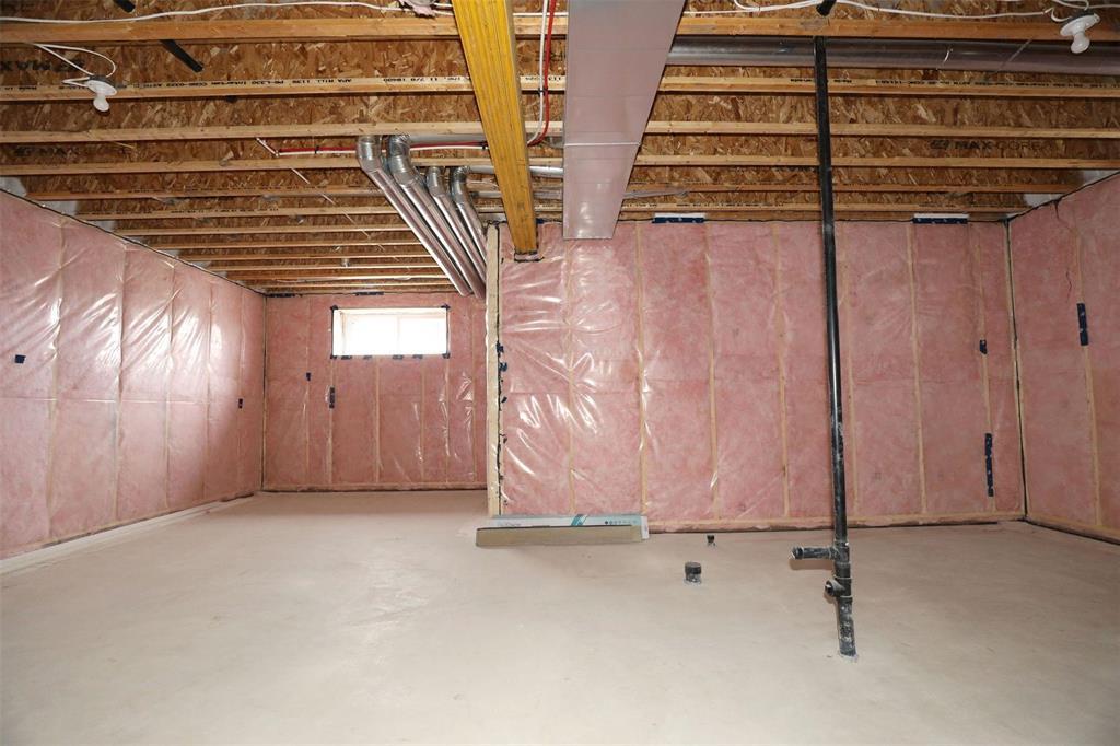 Photo 26 of 1028 Vaughan Avenue, Selkirk MB