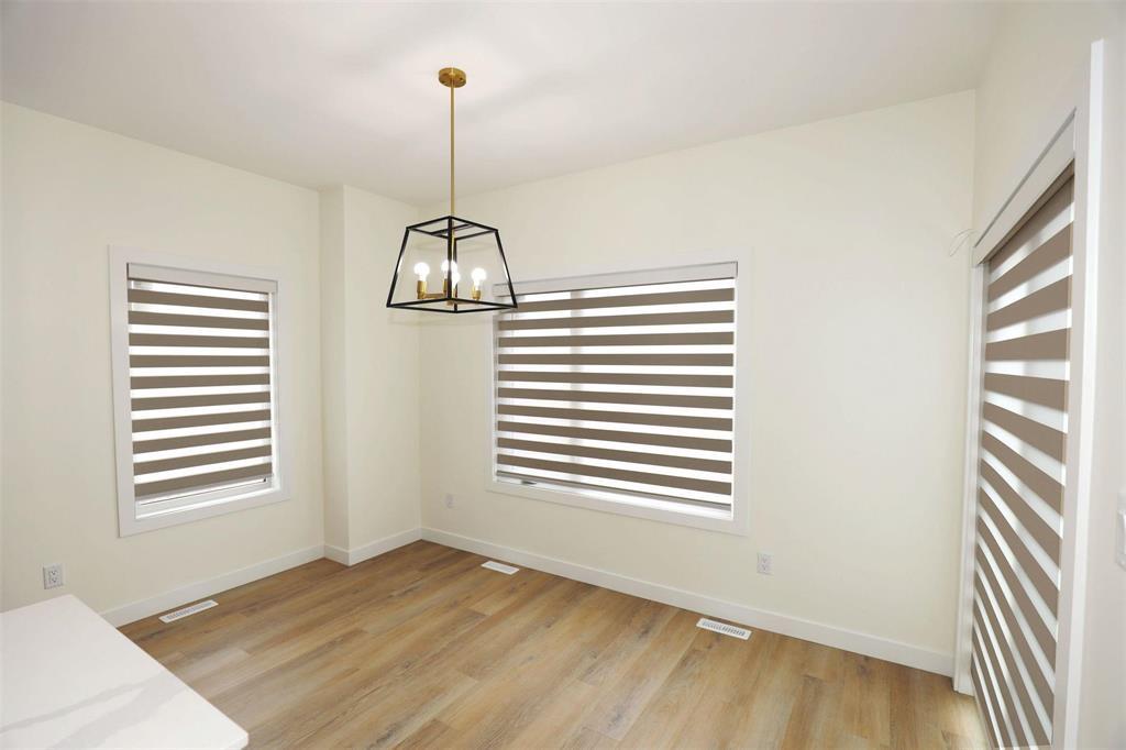 Photo 35 of 1028 Vaughan Avenue, Selkirk MB