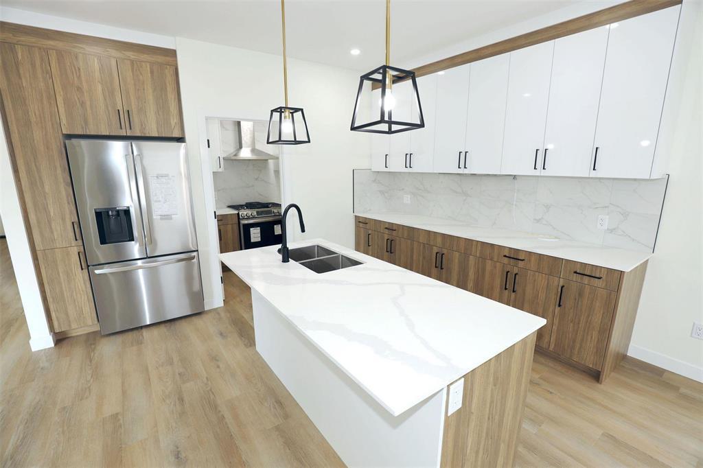 Photo 22 of 1028 Vaughan Avenue, Selkirk MB