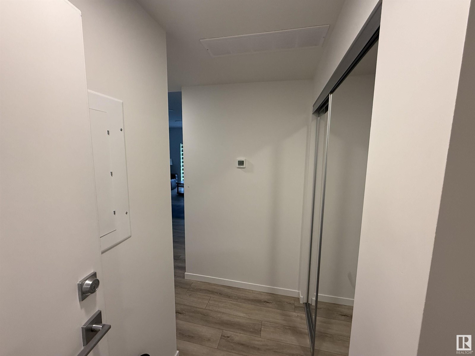 Photo 9 of 104 864 Secord Bv Nw, Edmonton AB