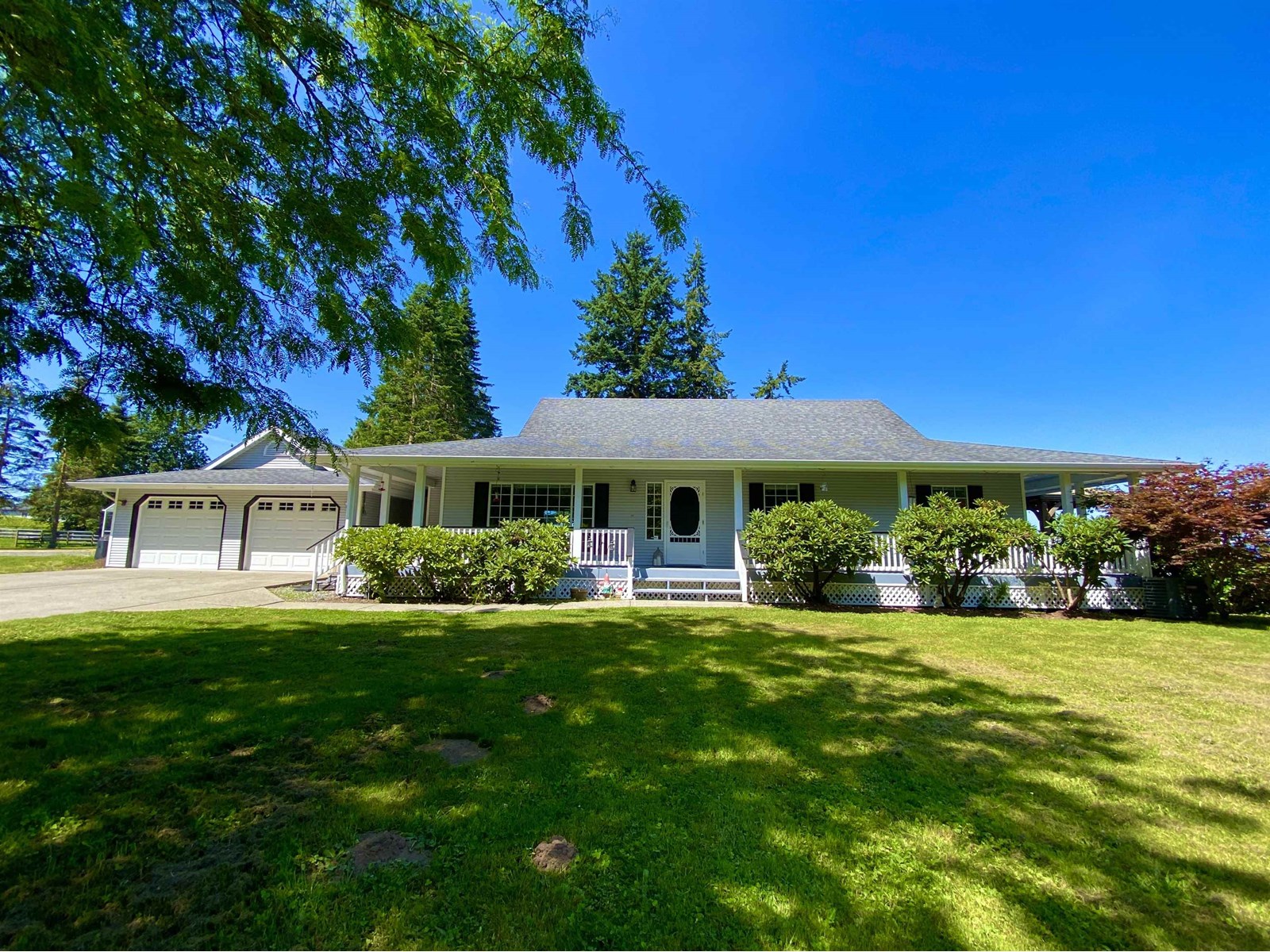Photo 6 of 3643 254 Street, Langley BC