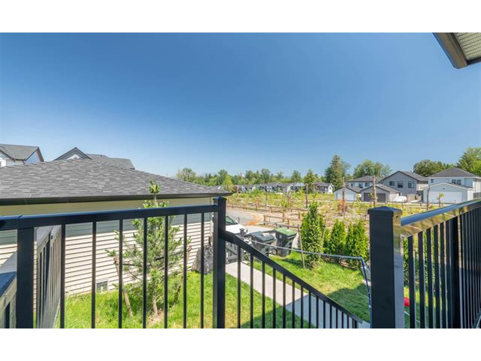 Photo 21 of 19681 76 Avenue Avenue, Langley BC