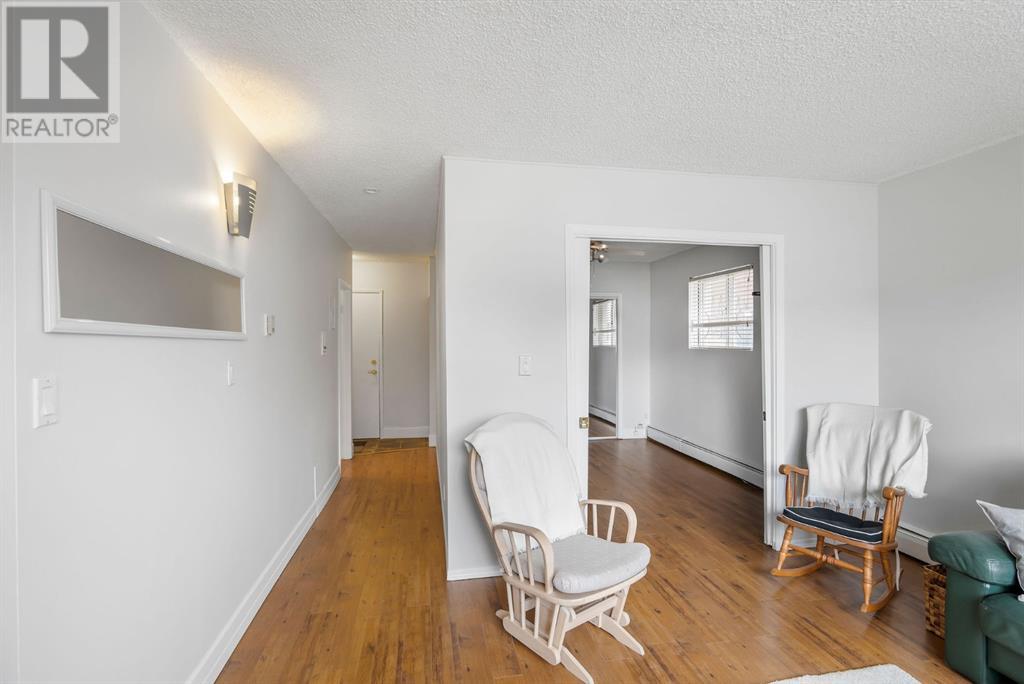 Single Family House for Sale in    Avenue NW Sunnyside Calgary 