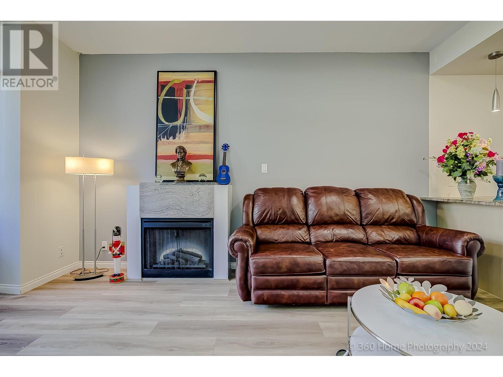 303 1211 MELVILLE STREET, Vancouver