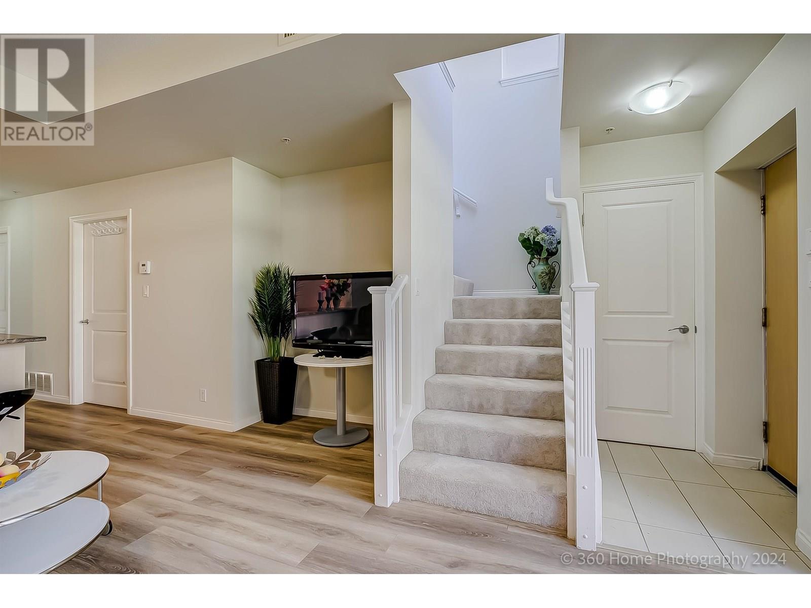 303 1211 MELVILLE STREET, Vancouver