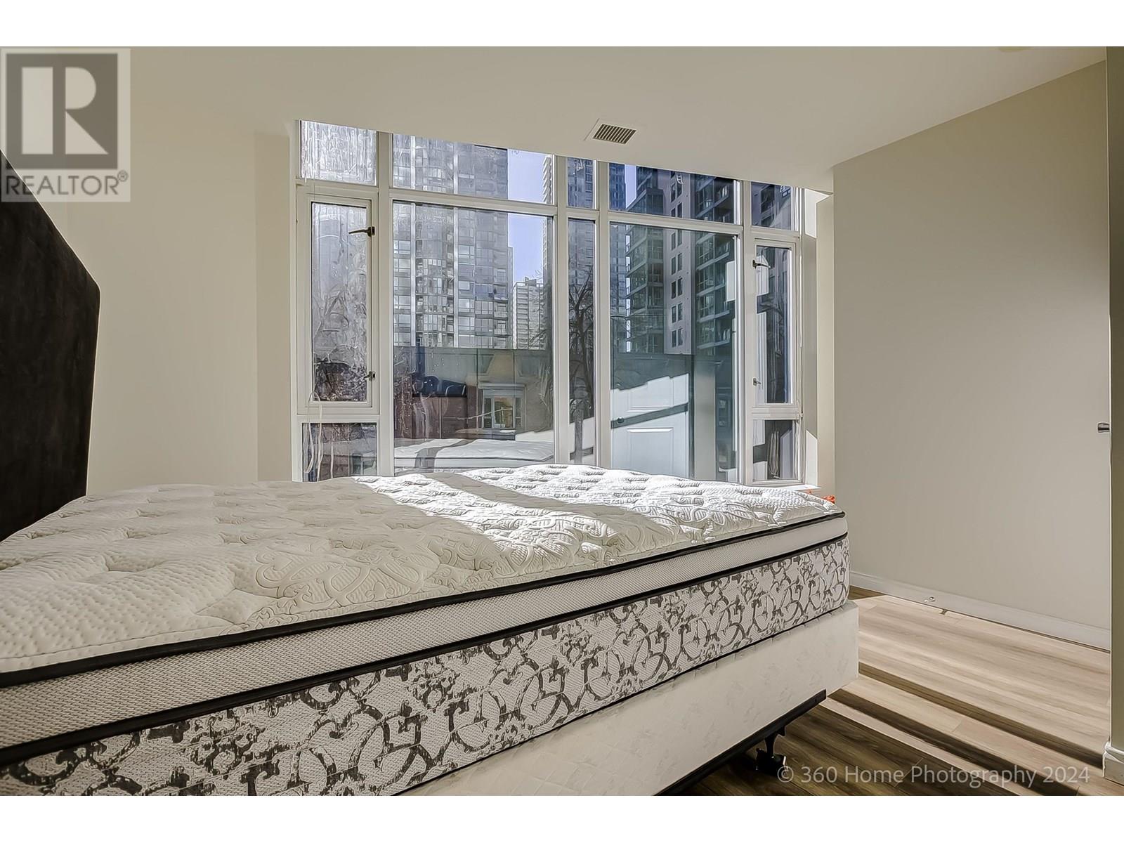 303 1211 MELVILLE STREET, Vancouver