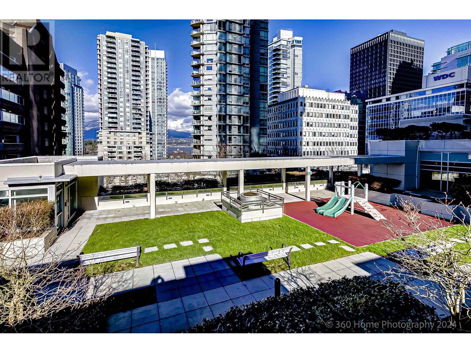 303 1211 MELVILLE STREET, Vancouver