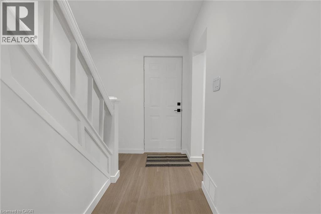 Photo 27 of 20 Crosthwaite Avenue N, Hamilton ON