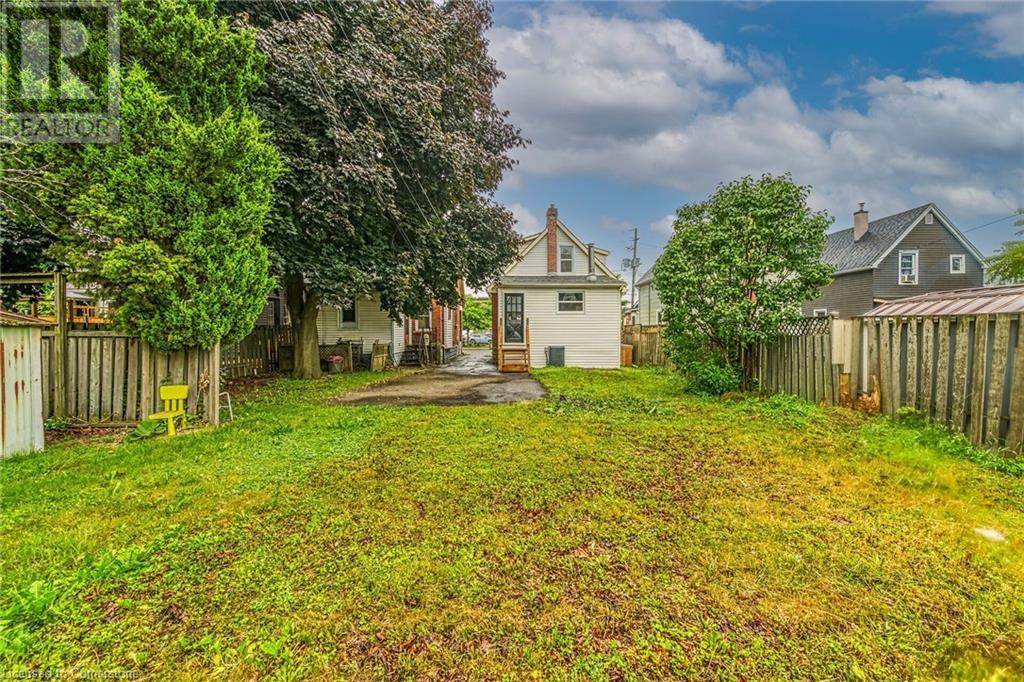 Photo 42 of 20 Crosthwaite Avenue N, Hamilton ON