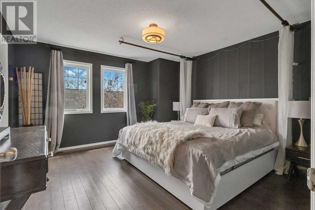 74 Country Village Gate NE, Calgary, Alberta