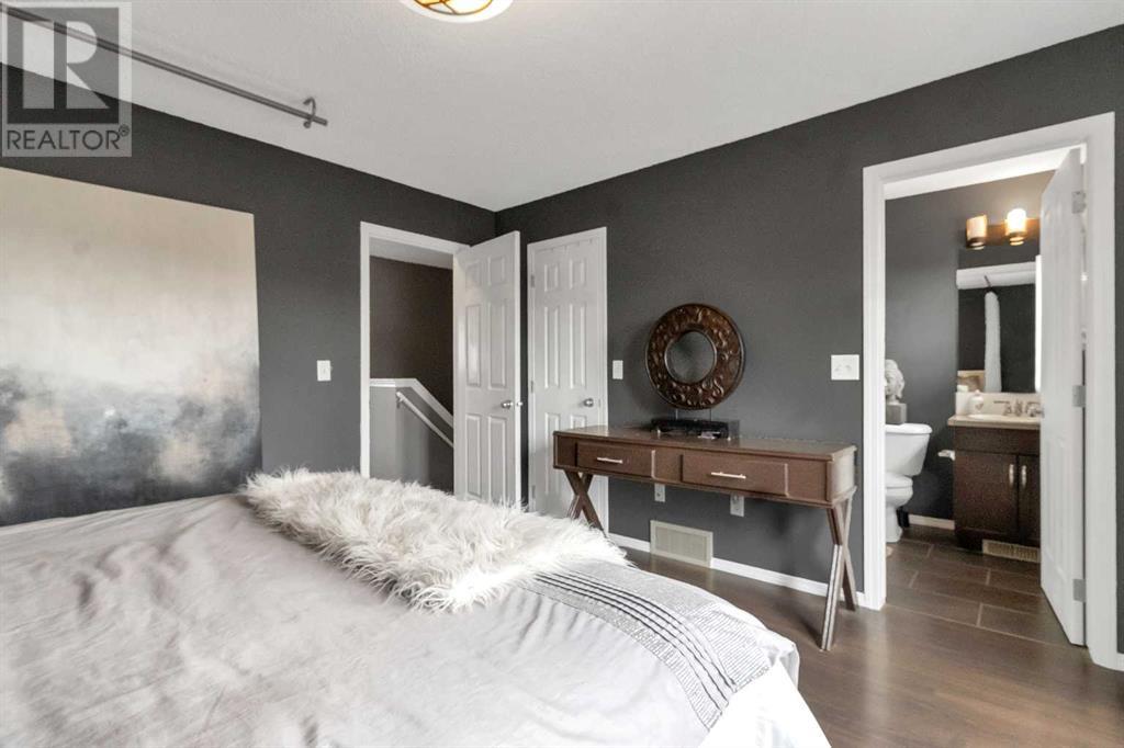 Single Family House for Sale in  Country Village Gate NE Country Hills Village Calgary 