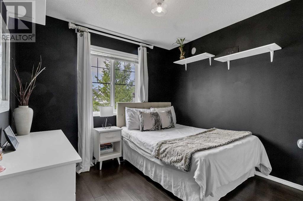 Single Family House for Sale in  Country Village Gate NE Country Hills Village Calgary 