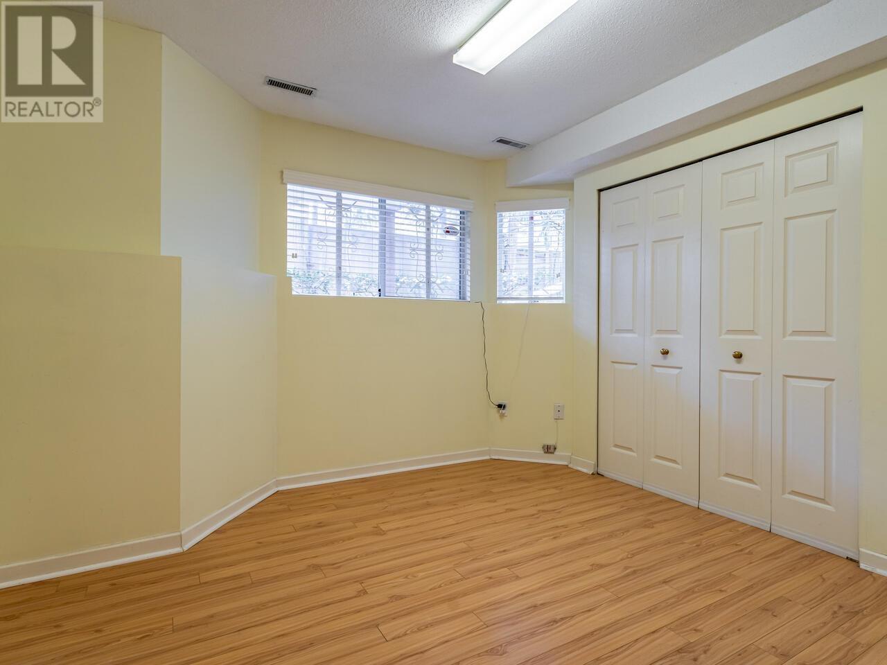 Photo 8 of 9 6700 Rumble Street, Burnaby BC