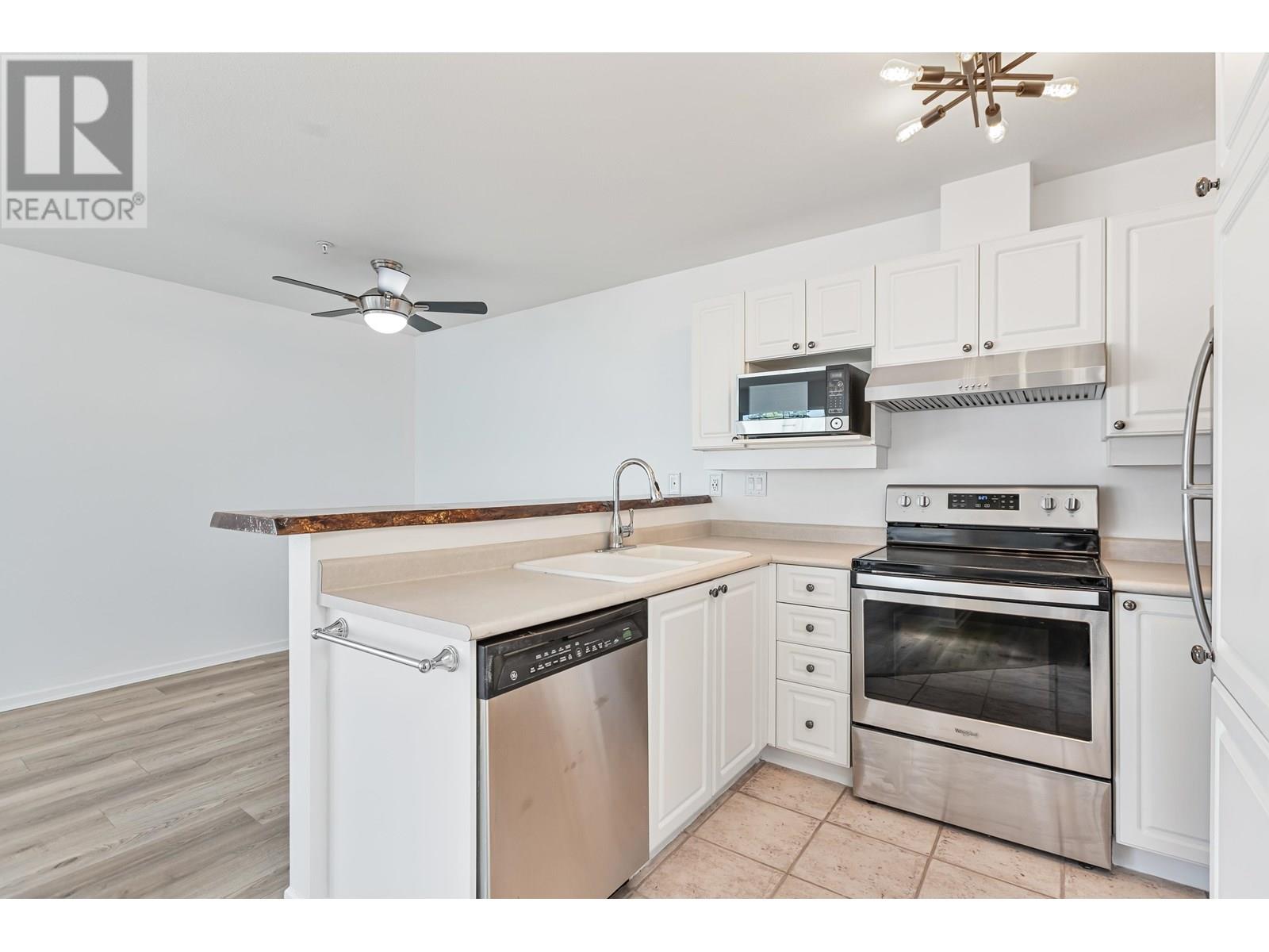 Photo 23 of 402 1618 Grant Avenue, Port Coquitlam BC