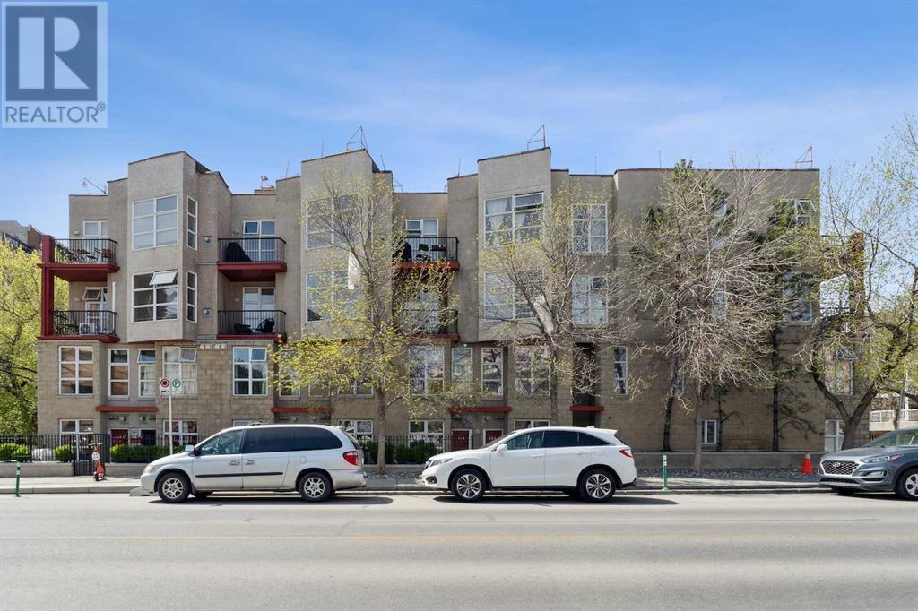 Single Family House Multi-level for Sale in    Avenue SW Mission Calgary 