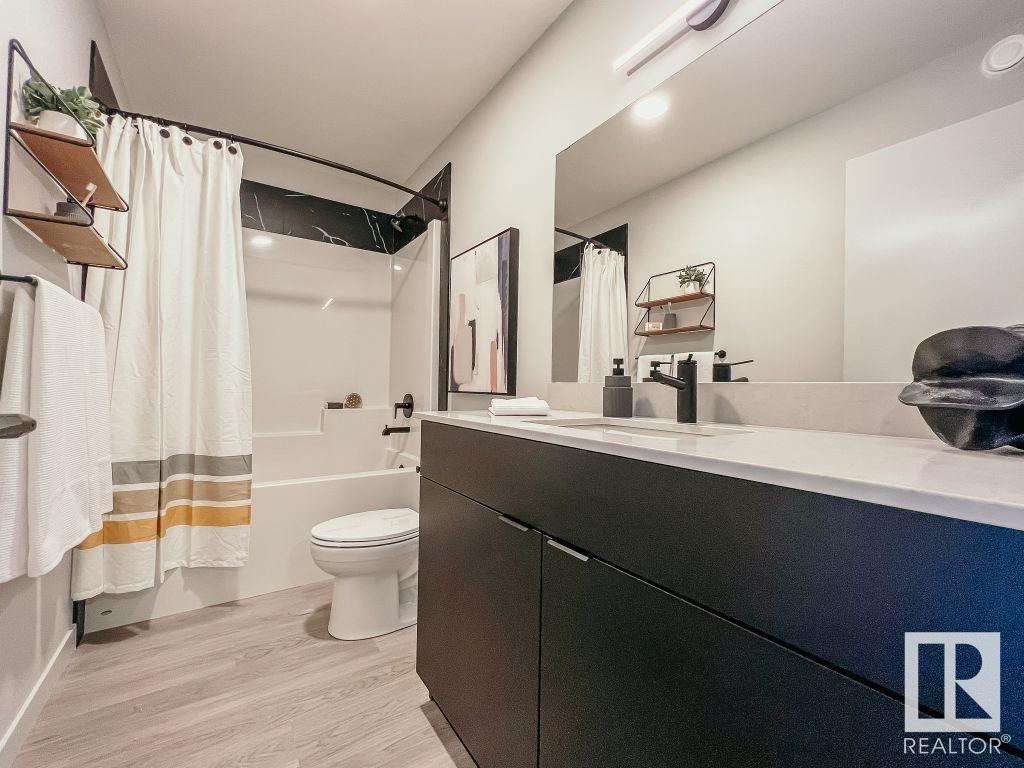Photo 12 of 312 30 St Sw, Edmonton AB