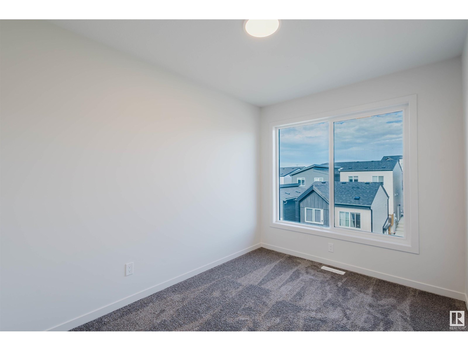 Photo 39 of 415 33 St Sw, Edmonton AB