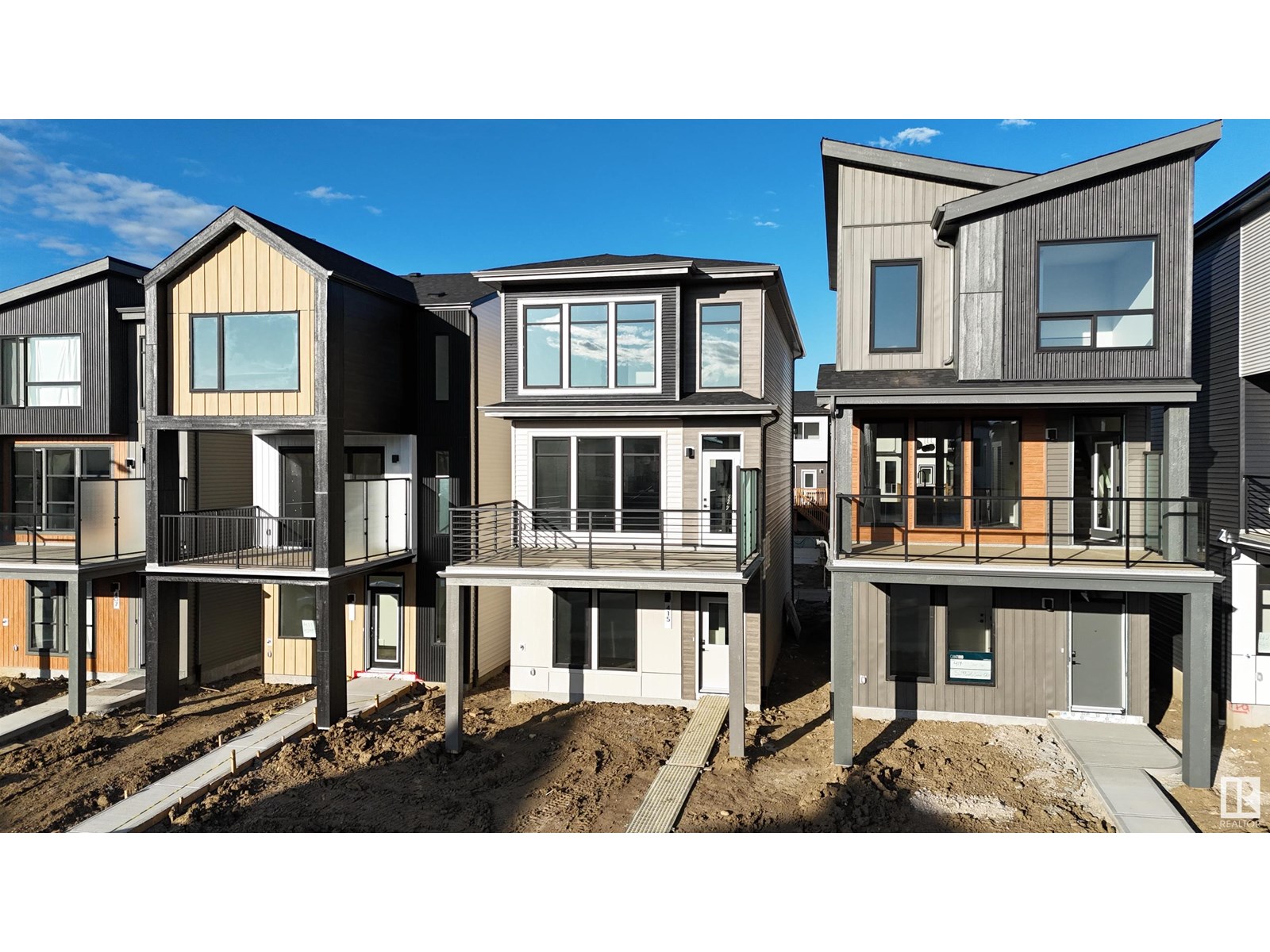 Photo 6 of 415 33 St Sw, Edmonton AB