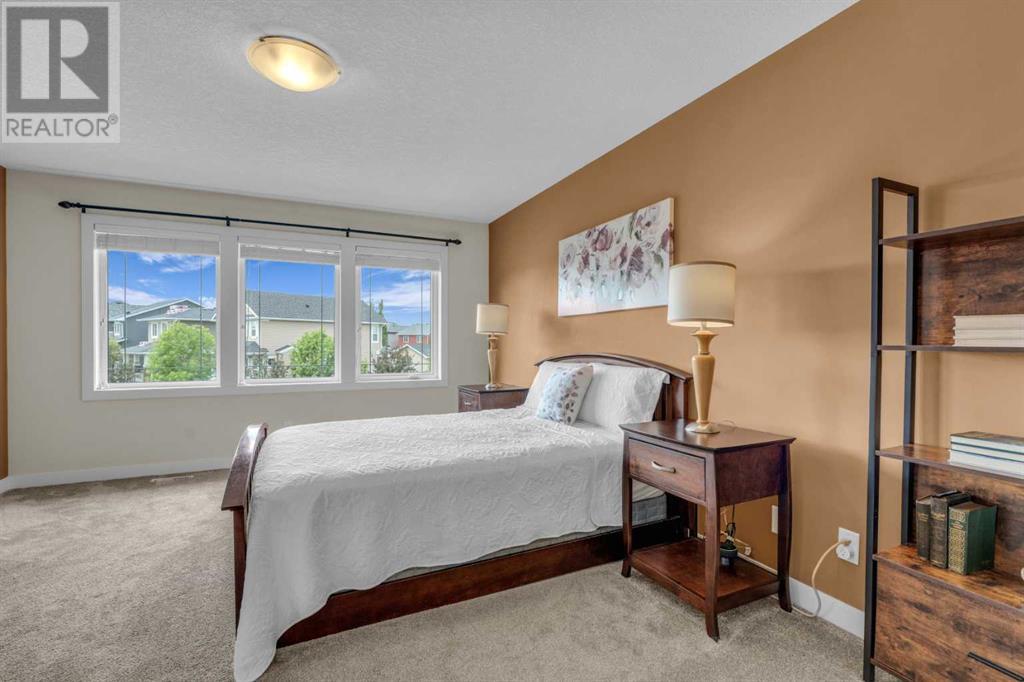 Single Family House for Sale in  Evanspark Gardens NW Evanston Calgary 