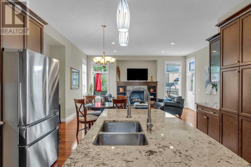 Single Family House for Sale in  Evanspark Gardens NW Evanston Calgary 