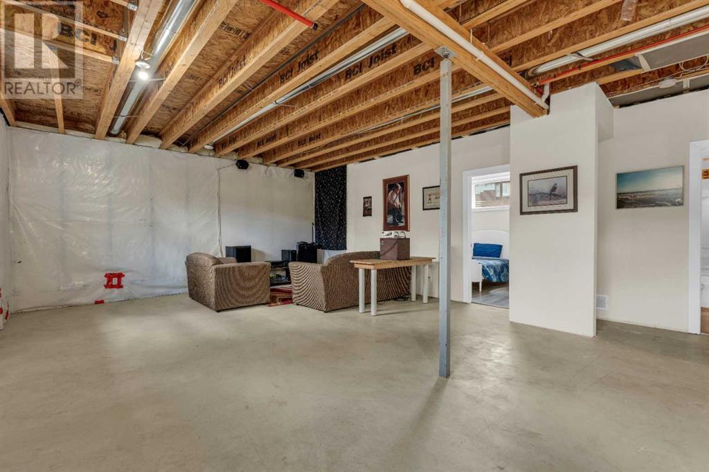 Single Family House for Sale in  Evanspark Gardens NW Evanston Calgary 