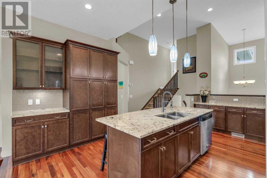 Single Family House for Sale in  Evanspark Gardens NW Evanston Calgary 