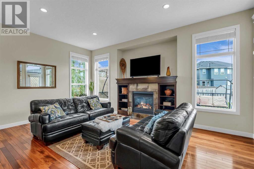 Single Family House for Sale in  Evanspark Gardens NW Evanston Calgary 