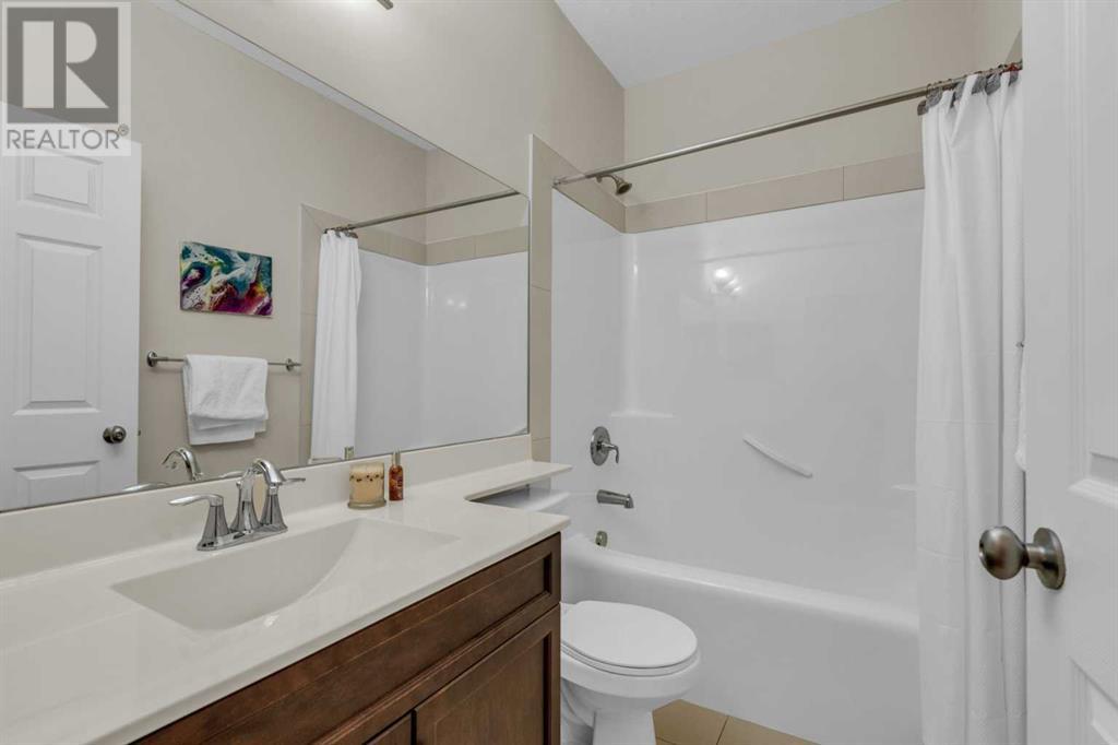 Single Family House for Sale in  Evanspark Gardens NW Evanston Calgary 