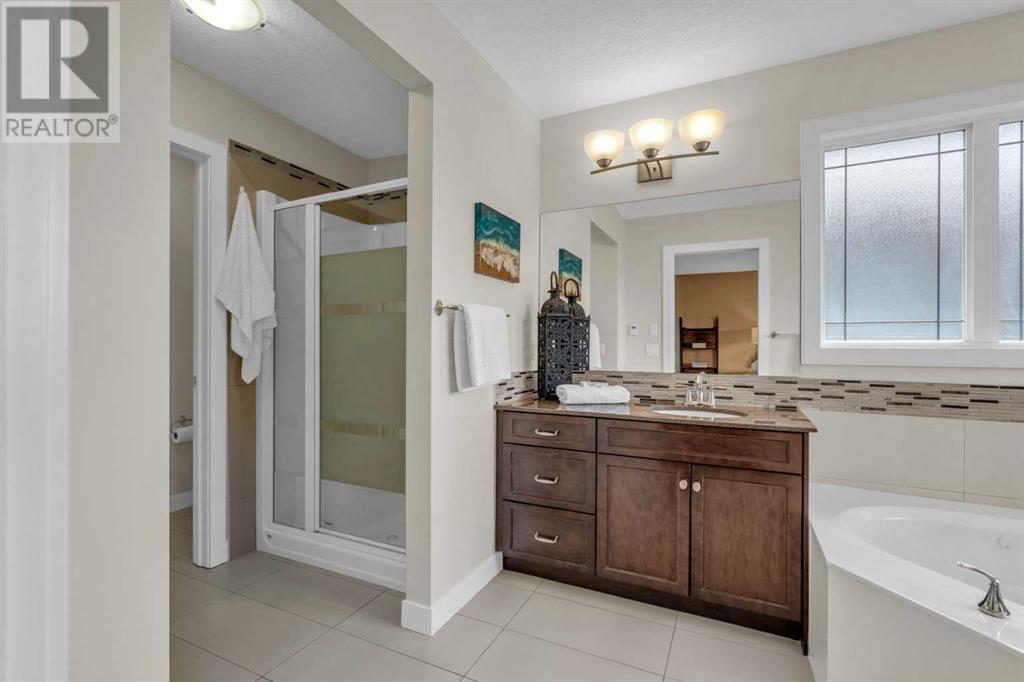 Single Family House for Sale in  Evanspark Gardens NW Evanston Calgary 