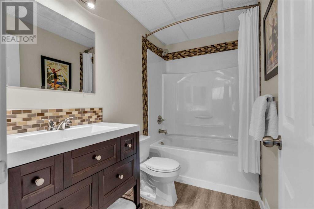 Single Family House for Sale in  Evanspark Gardens NW Evanston Calgary 