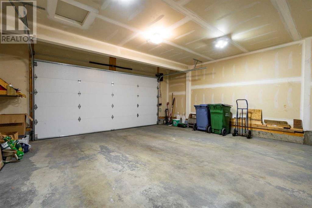 Single Family House for Sale in  Evanspark Gardens NW Evanston Calgary 