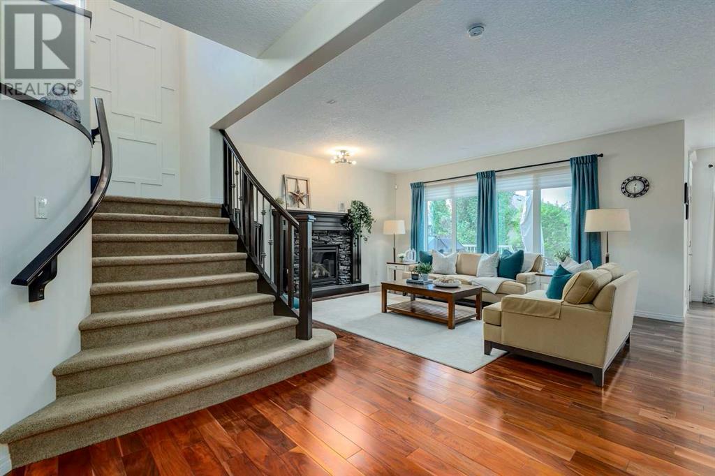 Single Family House for Sale in  Cranarch Heights SE Cranston Calgary 